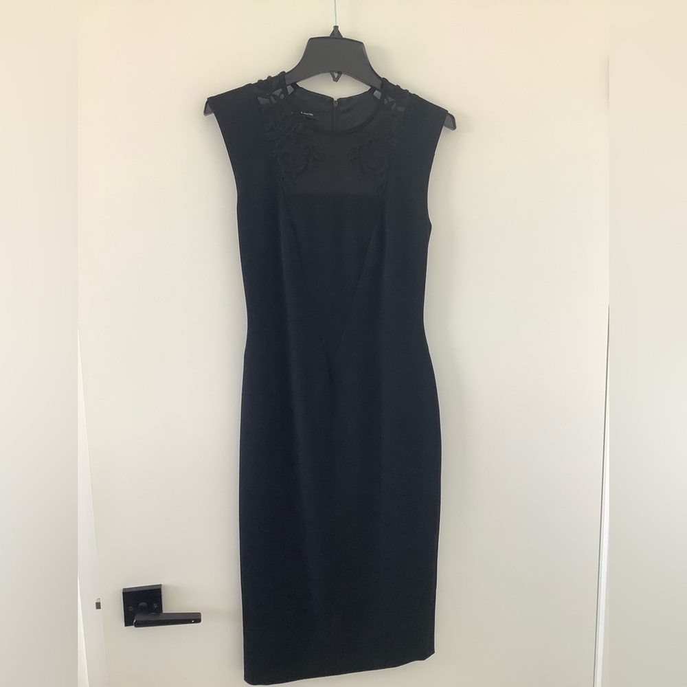 Chic Black Sleeveless Midi Dress